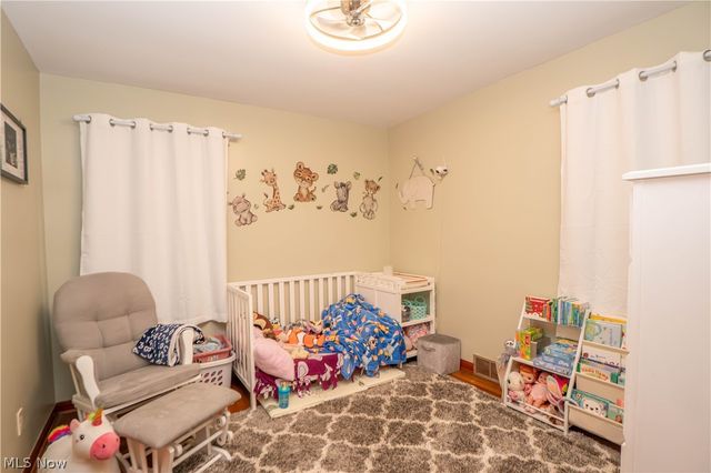 1761 Shaw Avenue, Akron, OH 44305