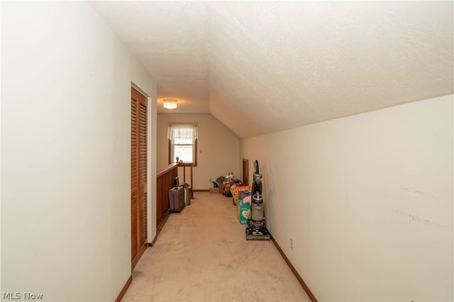 1761 Shaw Avenue, Akron, OH 44305