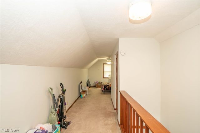 1761 Shaw Avenue, Akron, OH 44305