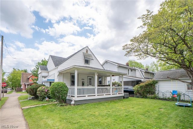 1761 Shaw Avenue, Akron, OH 44305