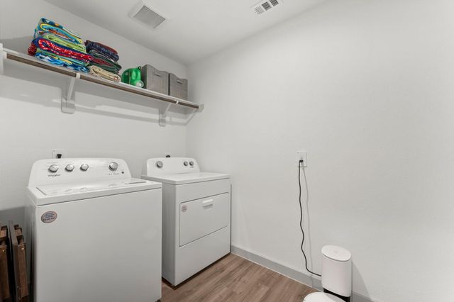 1007 Cotswold Court, Rosharon, TX 77583