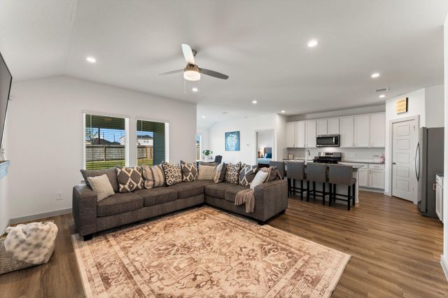 1007 Cotswold Court, Rosharon, TX 77583