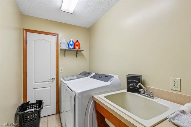 964 Dock Road, Madison, OH 44057