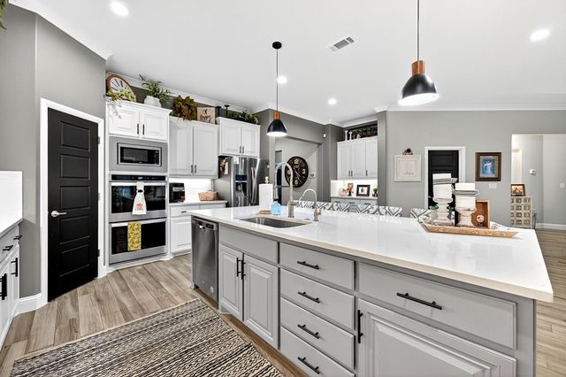 6011 Choctaw Ct, Midland, TX 79705