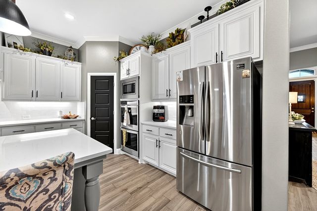 6011 Choctaw Ct, Midland, TX 79705