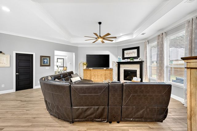 6011 Choctaw Ct, Midland, TX 79705