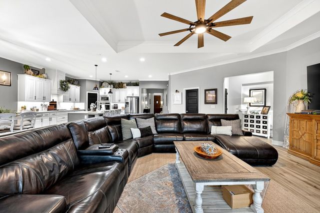 6011 Choctaw Ct, Midland, TX 79705