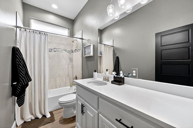 6011 Choctaw Ct, Midland, TX 79705