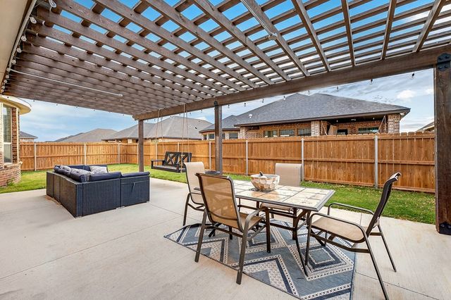 6011 Choctaw Ct, Midland, TX 79705