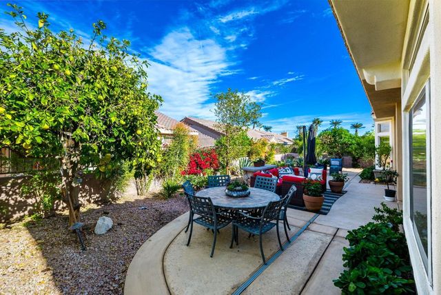 78618 Dancing Waters Road, Palm Desert, CA 92211