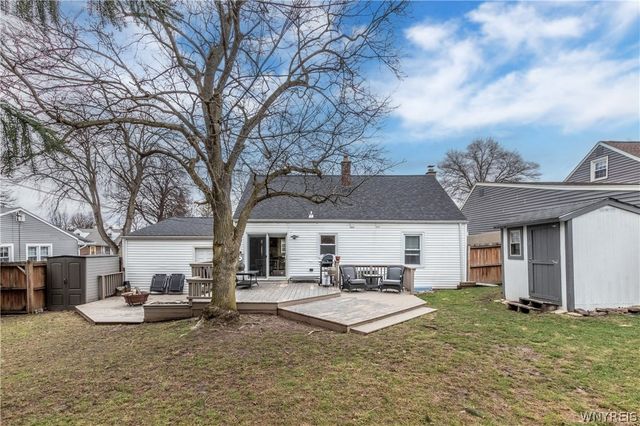 14 Bridlewood Drive, Lockport City, NY 14094