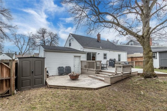 14 Bridlewood Drive, Lockport City, NY 14094