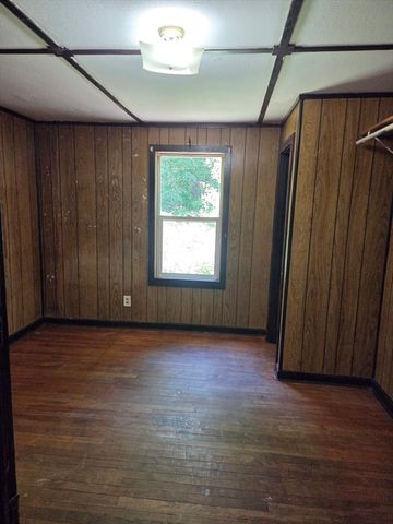 276 Pine St, Leicester, MA 01524