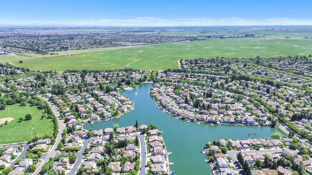 3251 Port Pacific Ln, Elk Grove, CA 95758
