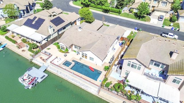 3251 Port Pacific Ln, Elk Grove, CA 95758