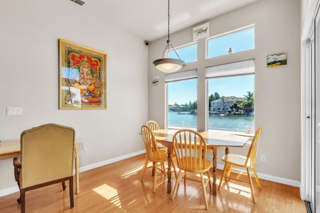 3251 Port Pacific Ln, Elk Grove, CA 95758