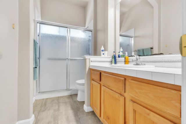 3251 Port Pacific Ln, Elk Grove, CA 95758