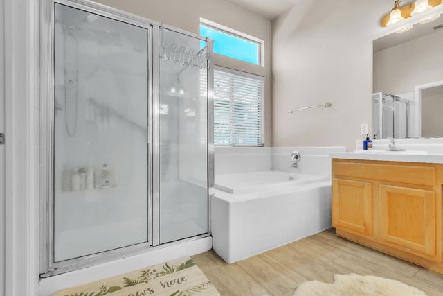 3251 Port Pacific Ln, Elk Grove, CA 95758