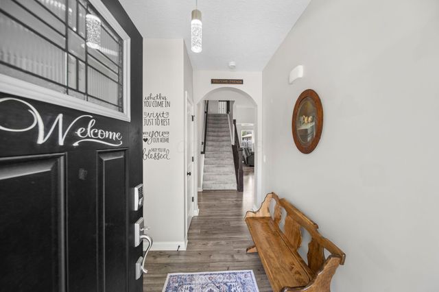 5007 Wadkins Drive, Grove City, OH 43123