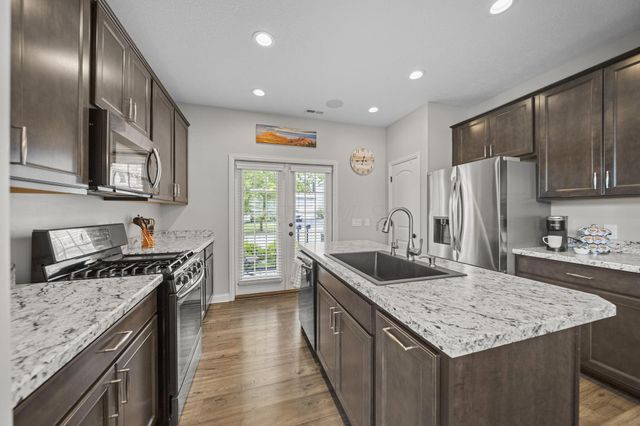 5007 Wadkins Drive, Grove City, OH 43123