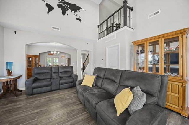 5007 Wadkins Drive, Grove City, OH 43123