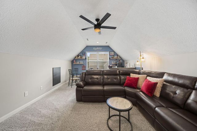 5007 Wadkins Drive, Grove City, OH 43123