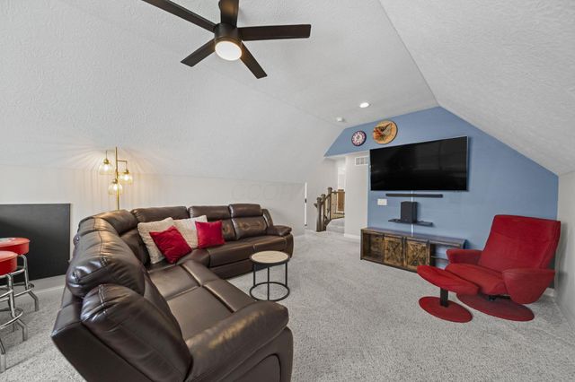 5007 Wadkins Drive, Grove City, OH 43123