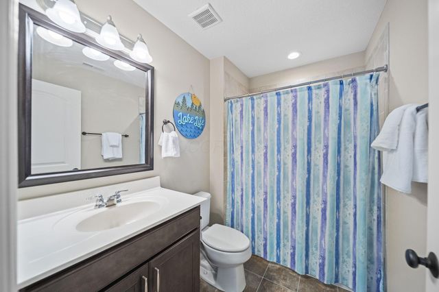 5007 Wadkins Drive, Grove City, OH 43123