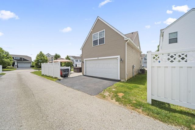 5007 Wadkins Drive, Grove City, OH 43123
