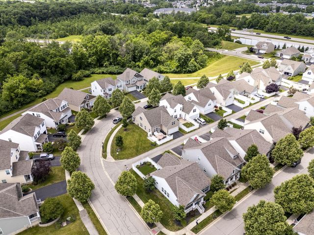 5007 Wadkins Drive, Grove City, OH 43123