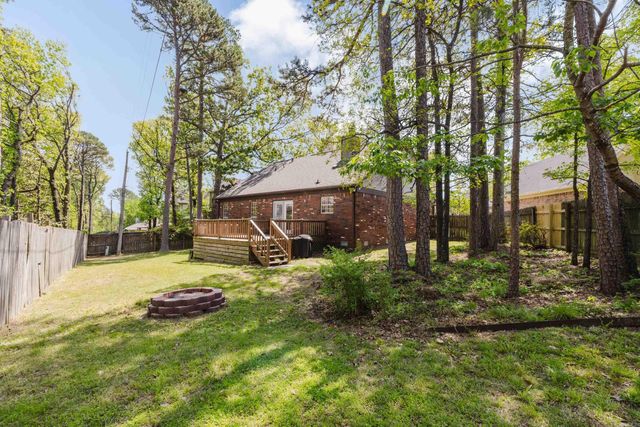 1825 Rainwood Cove Dr, Little Rock, AR 72212