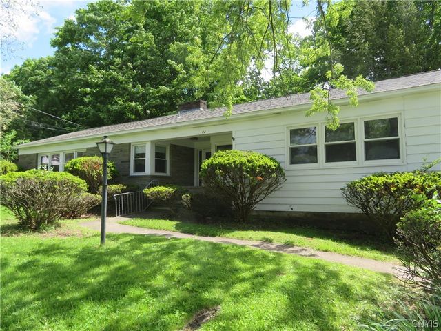 22 Forest Road, New Hartford, NY 13413