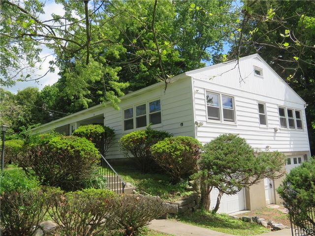 22 Forest Road, New Hartford, NY 13413