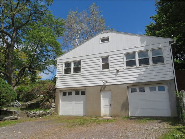 22 Forest Road, New Hartford, NY 13413