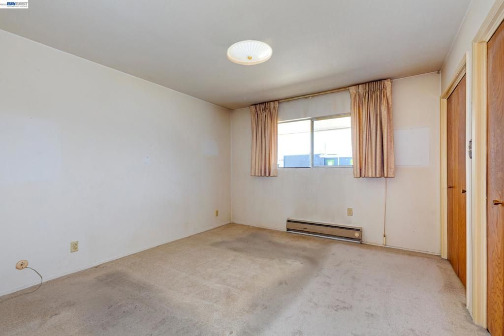 Image 12 of property listing at 339 Broadway 307, Alameda, CA 94501