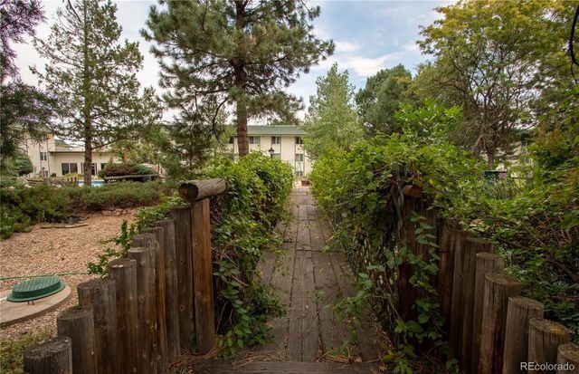 8828 E Florida Avenue 17, Denver, CO 80247