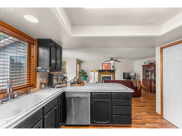 13904 Nw 23RD Ave, Vancouver, WA 98685