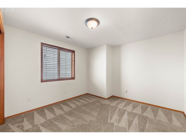 13904 Nw 23RD Ave, Vancouver, WA 98685