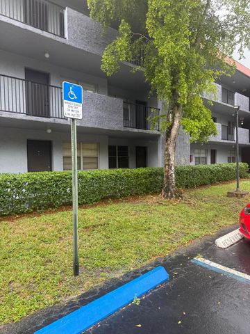 8450 LAGOS DE CAMPO Boulevard 107, Tamarac, FL 33321
