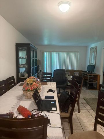 8450 LAGOS DE CAMPO Boulevard 107, Tamarac, FL 33321