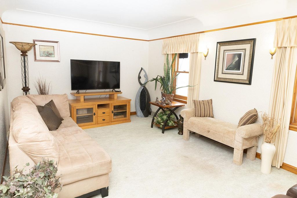 1540 Crawford Avenue, Falcon Heights, MN 55113 — photo 4