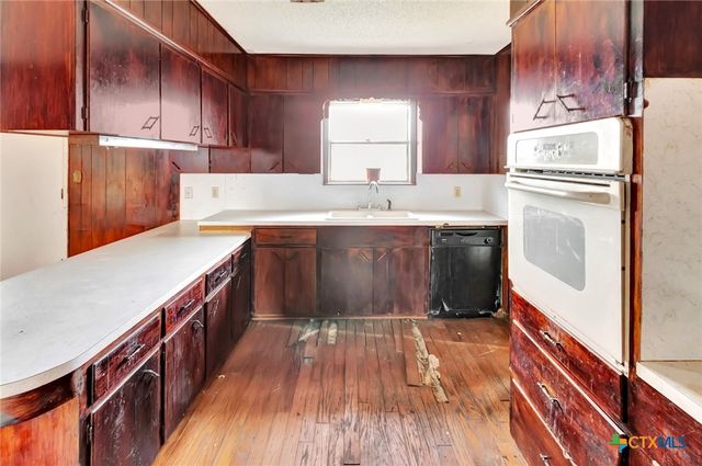 113 Wearden Drive, Victoria, TX 77904