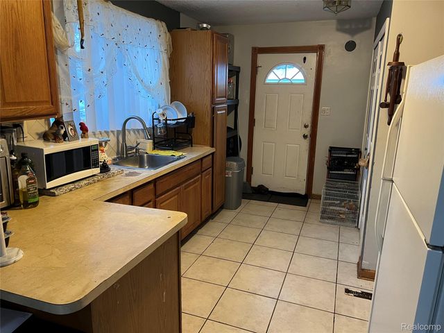 21901 Dante Street, Oak Park, MI 48237