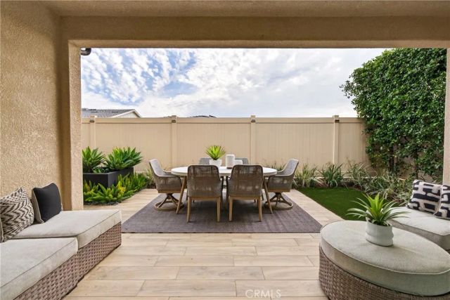 27616 Suncrest Road, San Pedro, CA 90732