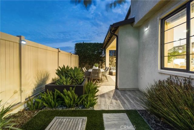 27616 Suncrest Road, San Pedro, CA 90732