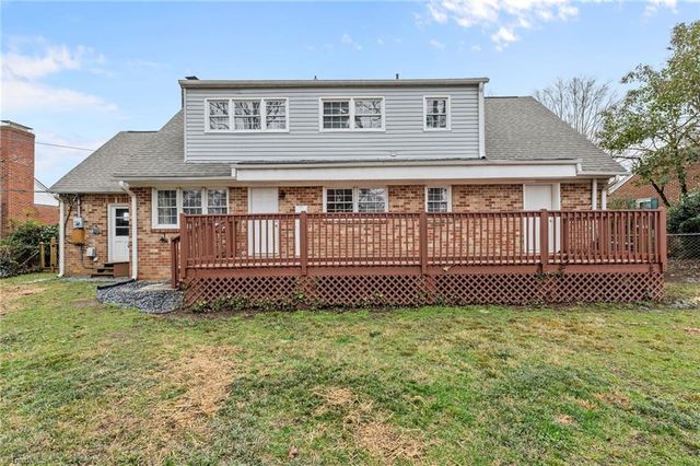 2209 Villa Drive, Greensboro, NC 27403