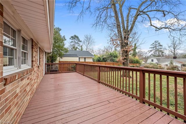 2209 Villa Drive, Greensboro, NC 27403