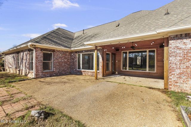 155 Beaufort Circle, Madison, MS 39110