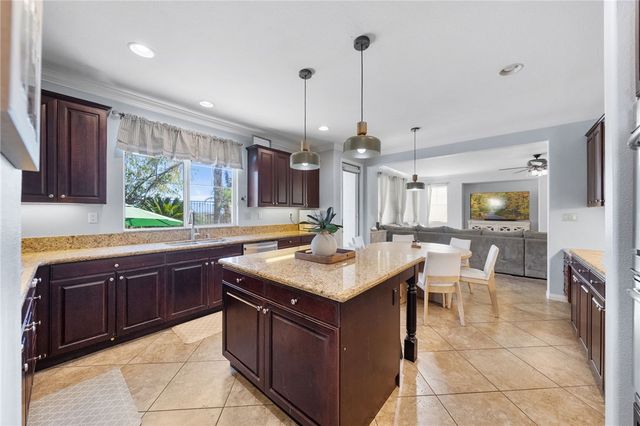 36622 Silk Oak Terrace, Murrieta, CA 92562