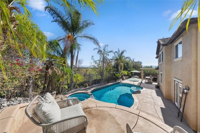 36622 Silk Oak Terrace, Murrieta, CA 92562